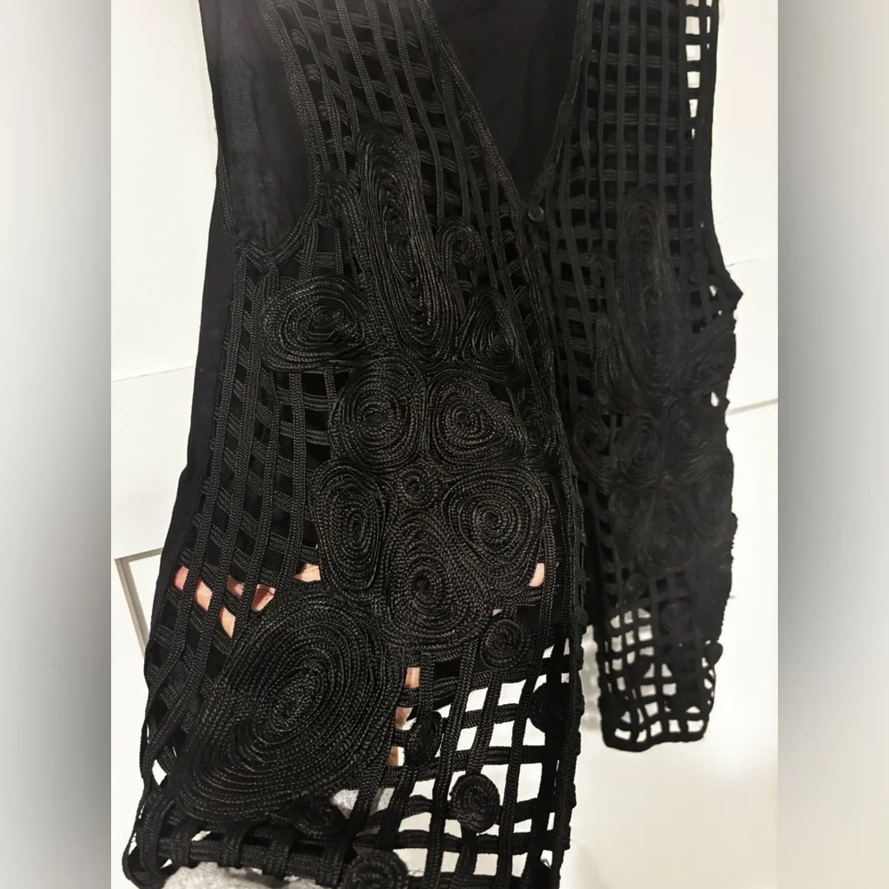 Vintage‎ Midnite Crochet Black Vest 100% Rayon Boho Women's Size Small Petite